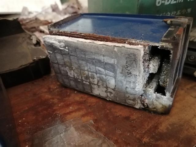 搞坏汽车电瓶多少钱