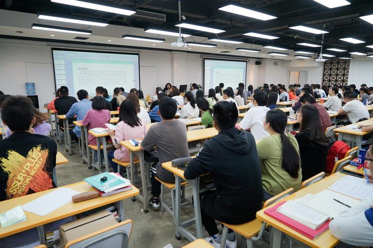 镇康本地考研培训班地址