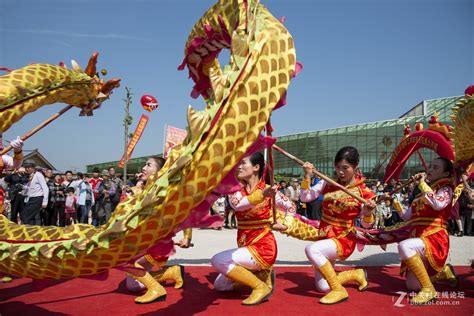 中关村女子人文学院为什么男生多