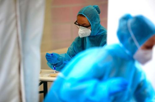 病毒传播路径多样化,专家称新发地传播链还有2周扫尾期