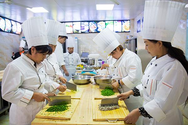 短期培训厨师哪里好