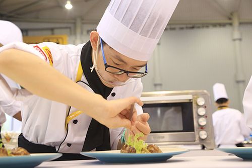 西餐烹饪艺术从基础到精通

课程设计