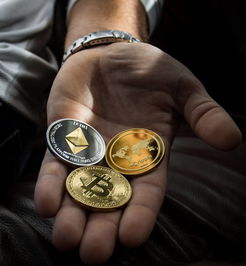 探索金银市场的深度剖析，从银价波动到投资策略全指南