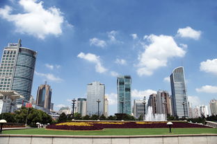 上海虹桥火车站，离沪旅客的实拍记录与城市脉动
